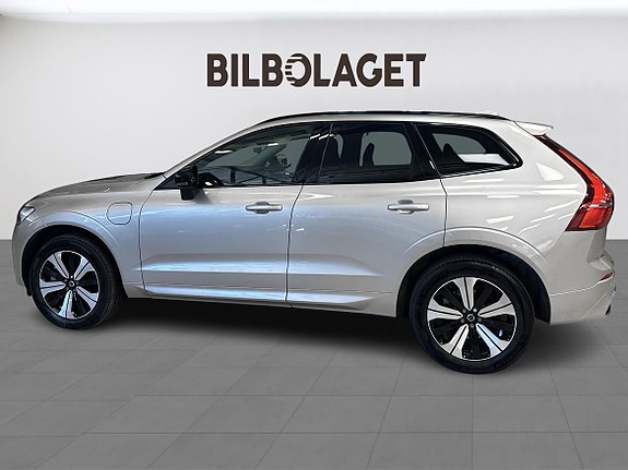 Volvo XC60 2 of 25