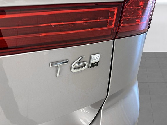 Volvo XC60 21 of 25