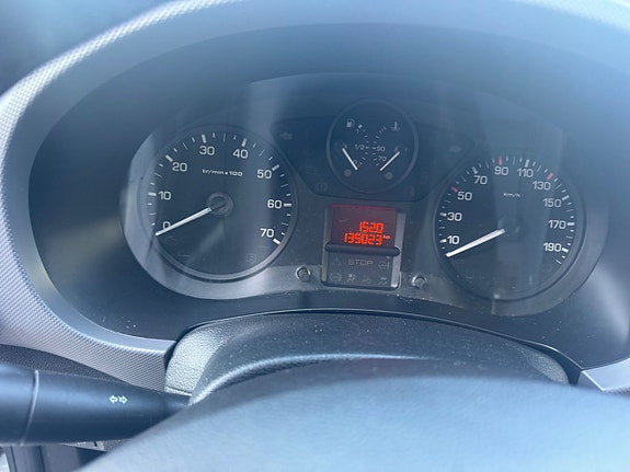 Peugeot Partner 10 of 15