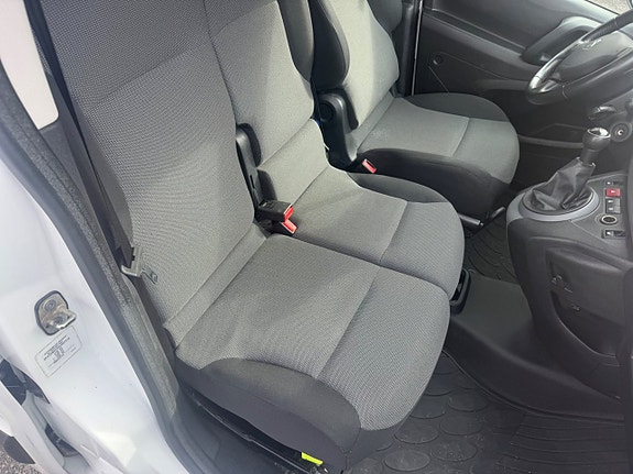 Peugeot Partner 13 of 15