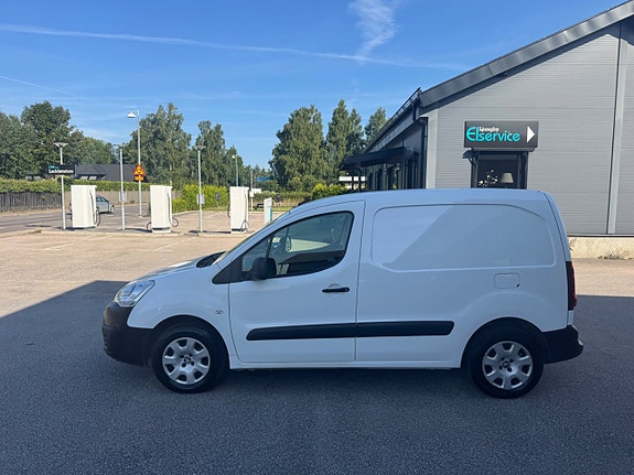 Peugeot Partner 2 of 5