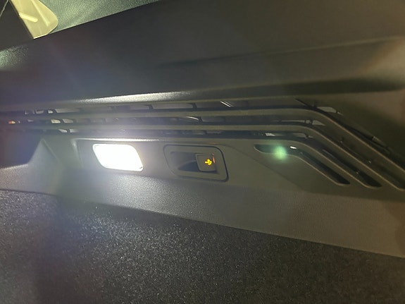Volkswagen ID.4 GTX 23 of 24