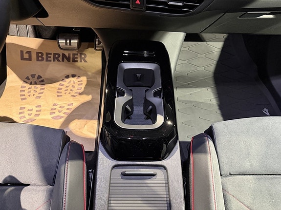 Volkswagen ID.4 GTX 20 of 26