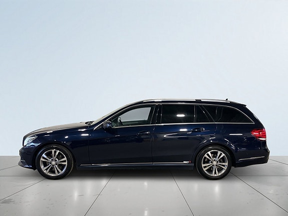 Mercedes-Benz E220 4 of 22