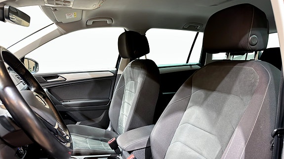 Volkswagen Tiguan 8 of 22