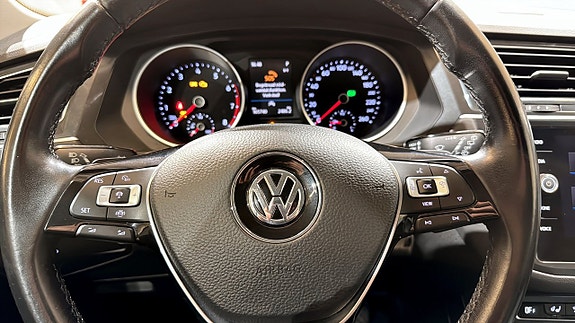 Volkswagen Tiguan 19 of 22