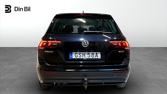 Volkswagen Tiguan 5 of 22