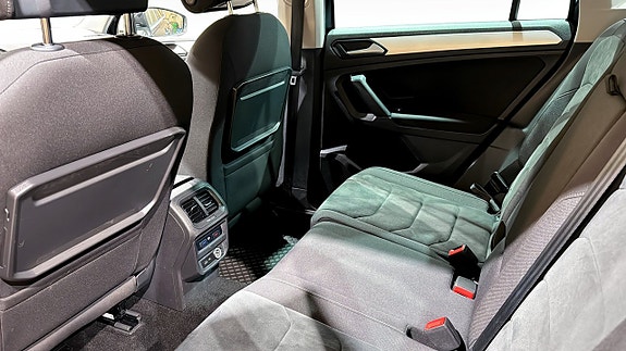 Volkswagen Tiguan 11 of 22