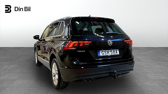Volkswagen Tiguan 3 of 22