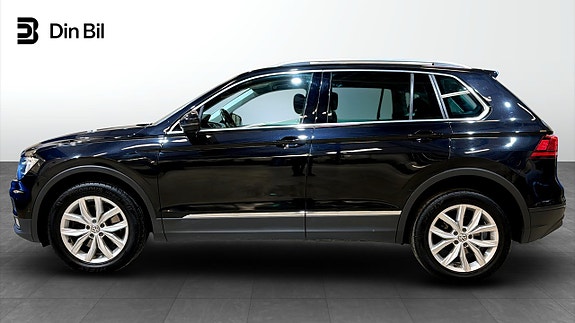 Volkswagen Tiguan 2 of 22