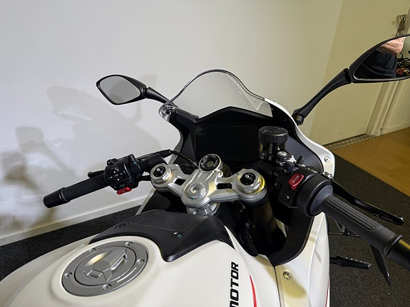 QJ Motor SRK 800 RR 5 of 9