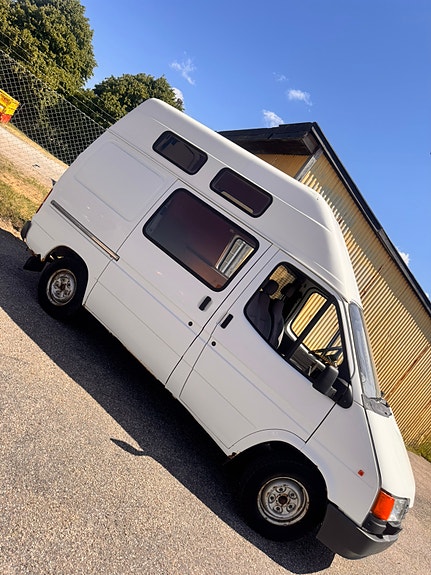 Ford Transit 4 of 5