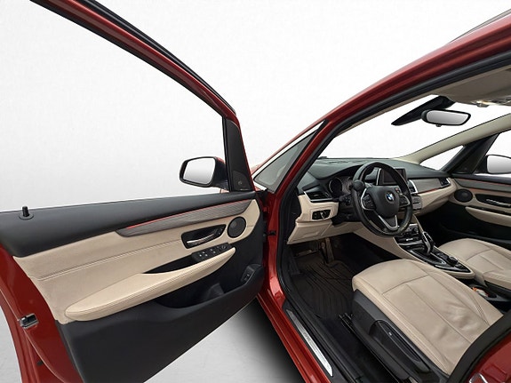 BMW 220d 8 of 29