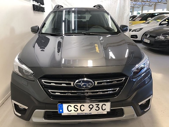 Subaru Outback 2 of 5