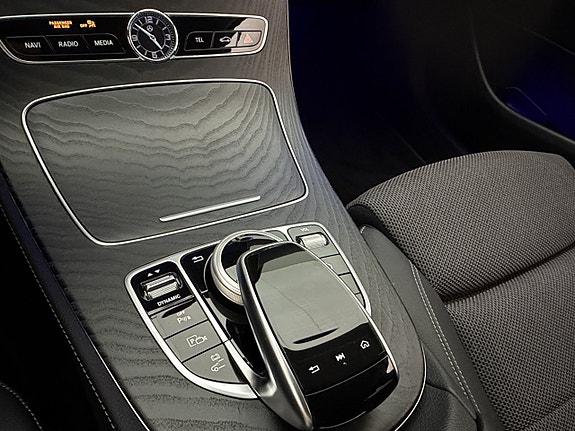 Mercedes-Benz E300 26 of 30