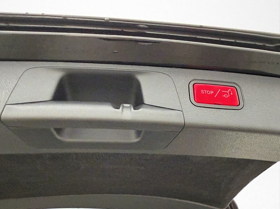 Mercedes-Benz E300 30 of 30