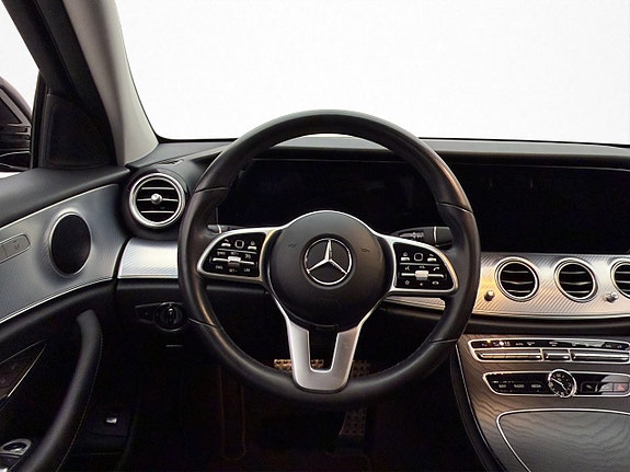 Mercedes-Benz E300 12 of 30