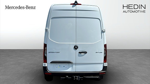 Mercedes-Benz Sprinter 317 7 of 10