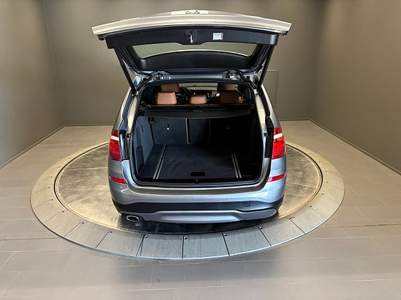 BMW X3 9 of 18