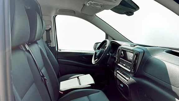 Mercedes-Benz Vito 114 3 of 5