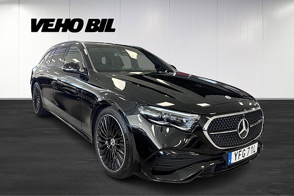Mercedes-Benz E300 de 2 of 13