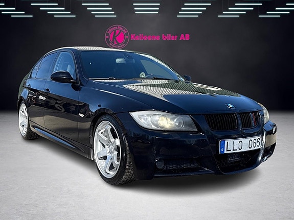 BMW 325d 4 of 5