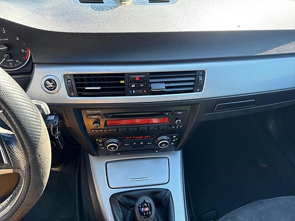 BMW 325d 10 of 27