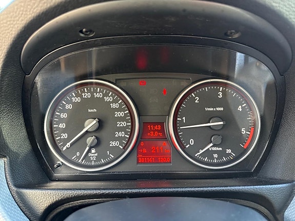 BMW 325d 18 of 27