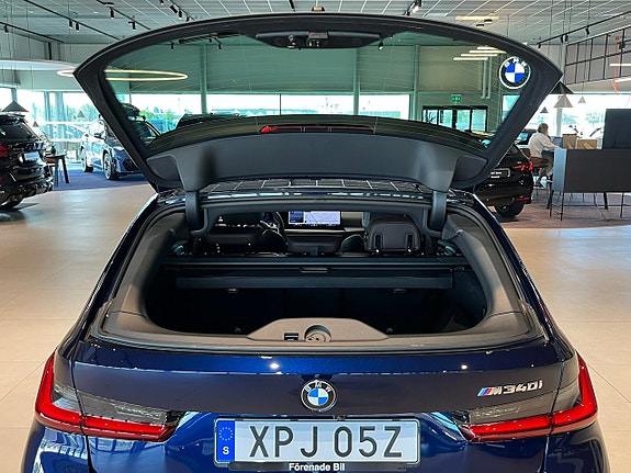 BMW M340i 23 of 24