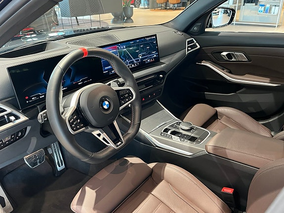 BMW M340i 10 of 24