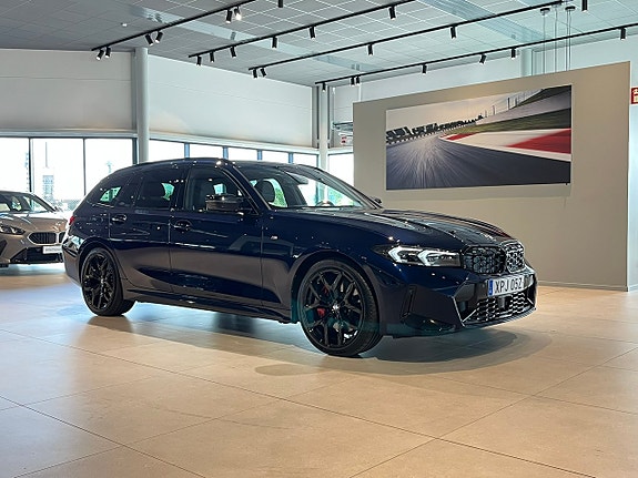 BMW M340i 3 of 24