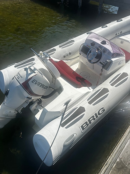 Brig 480 HYPALON 2 of 3