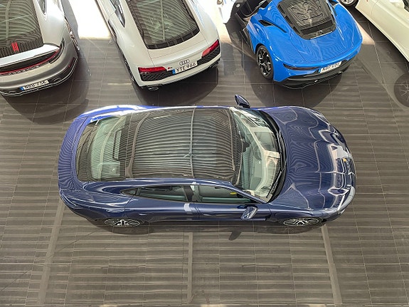 Porsche Taycan 6 of 19