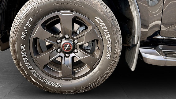 Isuzu D-max 9 of 12