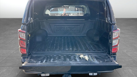 Isuzu D-max 10 of 12
