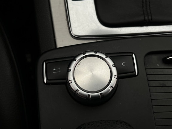 Mercedes-Benz C220 20 of 30