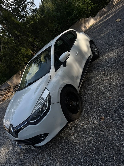 Renault Clio 2 of 5