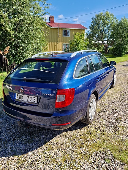 Skoda Superb 3 of 5