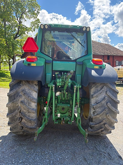 John Deere 6820 5 of 5