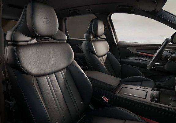 Audi Q7 8 of 11