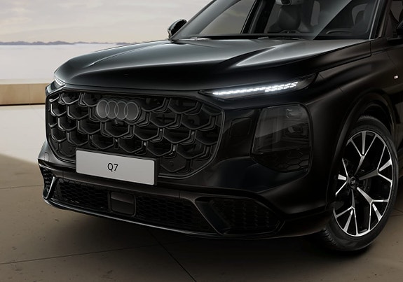 Audi Q7 7 of 11