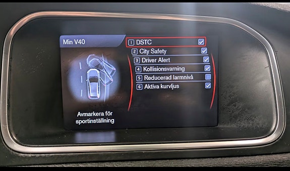 Volvo V40 Cross Country 6 of 10
