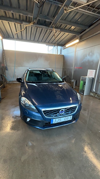 Volvo V40 Cross Country 10 of 10