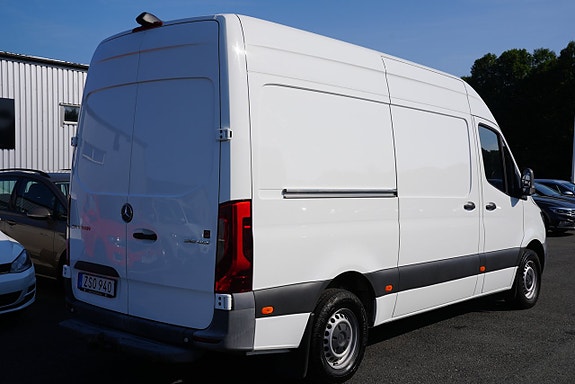 Mercedes-Benz Sprinter 316 4 of 5