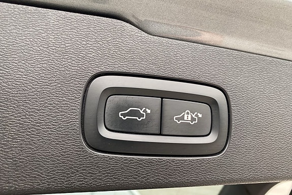 Volvo V60 15 of 23