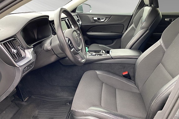 Volvo V60 7 of 23