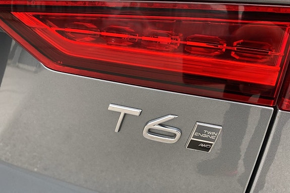 Volvo V60 13 of 23