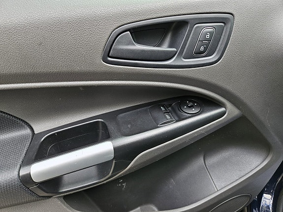 Ford Transit Connect 20 of 22