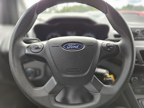 Ford Transit Connect 16 of 22