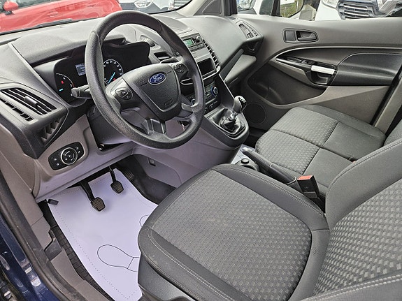 Ford Transit Connect 15 of 22